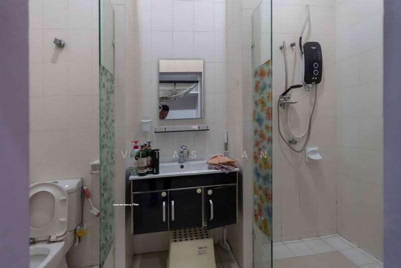 Rumah Teres 2-Tingkat untuk Dijual di Setia Impian (Setia Alam) - Vitas Tan - Bathroom - PropertyGuru.com.my