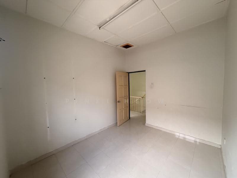 2-storey Terraced House for Sale in Bukit Sungai Long (Bandar Sungai Long) - Pinki Heow - PropertyGuru.com.my