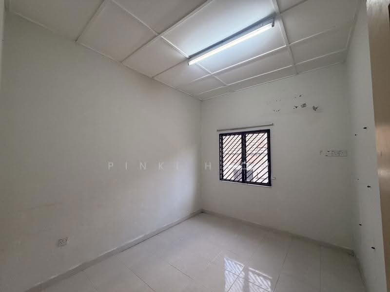 2-storey Terraced House for Sale in Bukit Sungai Long (Bandar Sungai Long) - Pinki Heow - PropertyGuru.com.my