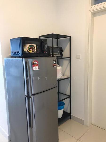 Kediaman Servis untuk Dijual di Teega Suites - Winnie Ng - Kitchen - PropertyGuru.com.my