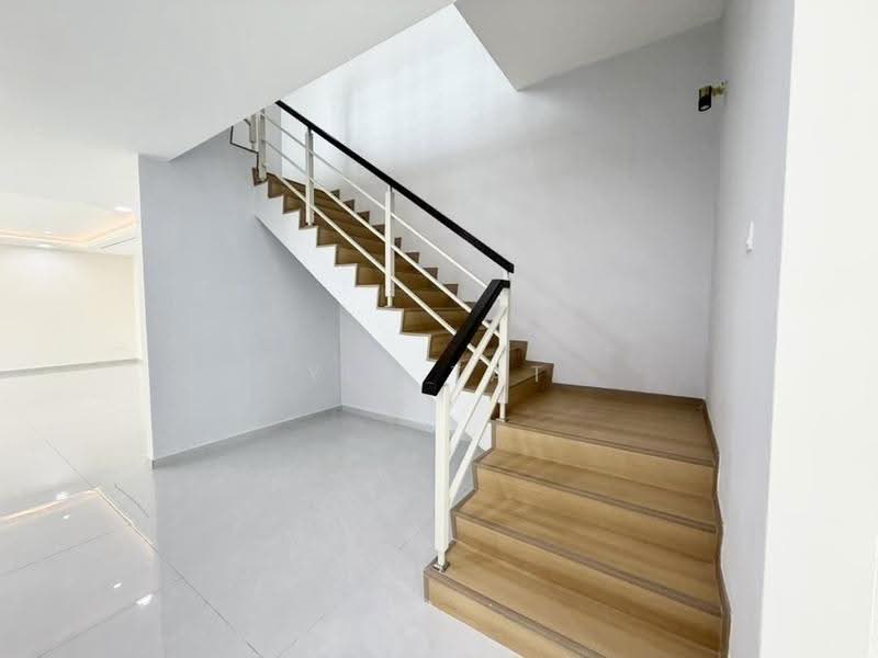 Rumah Berkembar untuk Dijual di Austin Heights (Tebrau) - Yik Tat - PropertyGuru.com.my