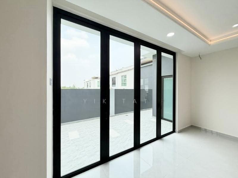 Rumah Berkembar untuk Dijual di Austin Heights (Tebrau) - Yik Tat - PropertyGuru.com.my