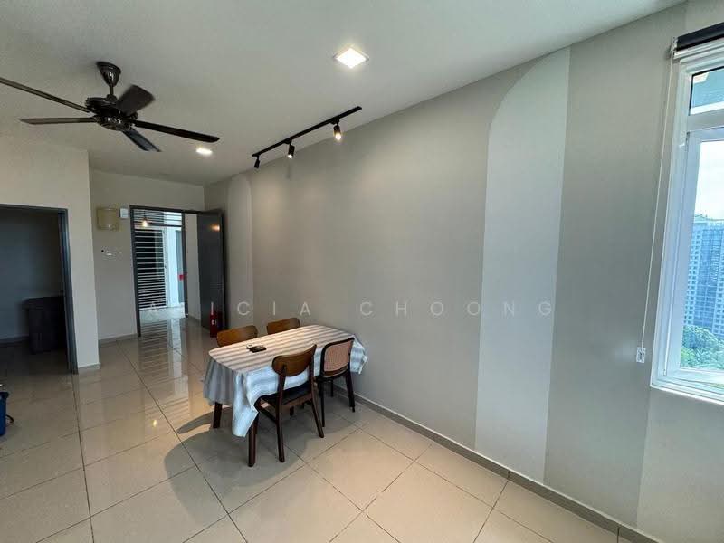 Kondominium untuk Dijual di Lavender Residences - Alicia Choong - Dining Room - PropertyGuru.com.my