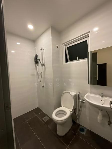 Kondominium untuk Dijual di Lavender Residences - Alicia Choong - Bathroom - PropertyGuru.com.my