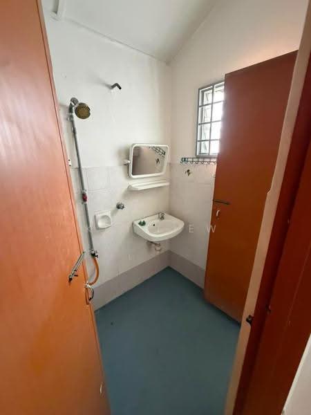 2-storey Terraced House for Rent in Bandar Indahpura (Kulai) - Ken Liew - Bathroom - PropertyGuru.com.my