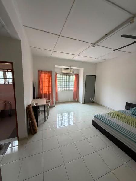 2-storey Terraced House for Rent in Bandar Indahpura (Kulai) - Ken Liew - Bedroom - PropertyGuru.com.my