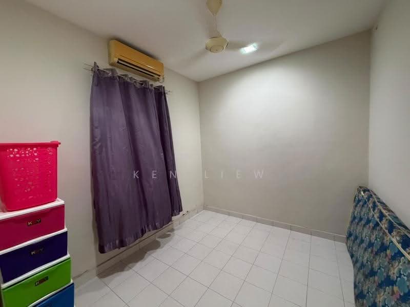 1-storey Terraced House for Rent in Bandar Putra Kulai (Kulai) - Ken Liew - Bedroom - PropertyGuru.com.my