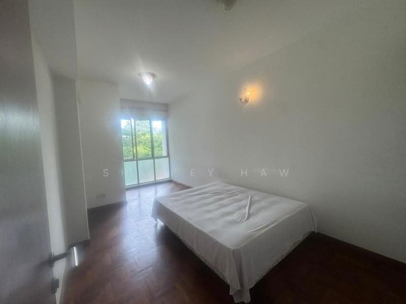 Apartment for Sale at Molek Pine 1 - Shirley Haw - Bedroom - PropertyGuru.com.my