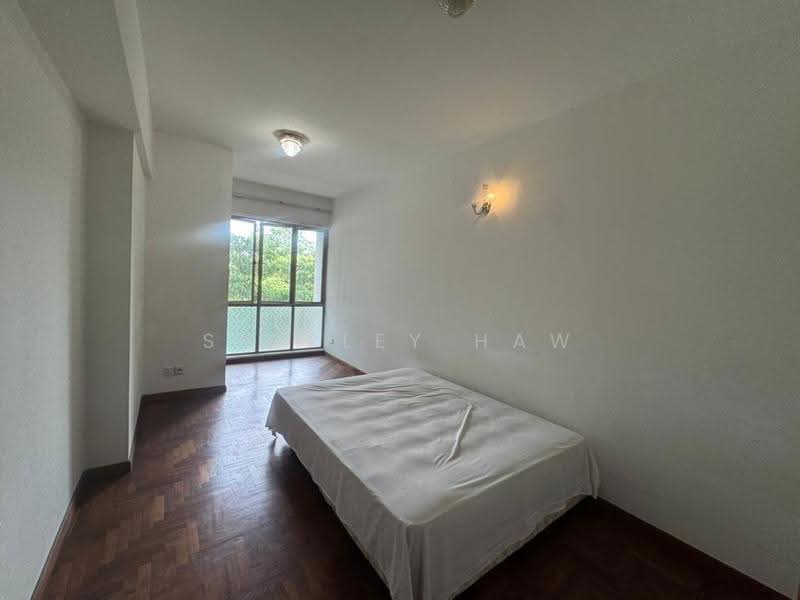 Apartment for Sale at Molek Pine 1 - Shirley Haw - Bedroom - PropertyGuru.com.my