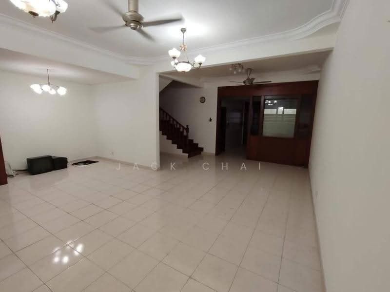Rumah Teres 2-Tingkat untuk Dijual di Perling (Johor) - Jack Chai - Living Room - PropertyGuru.com.my