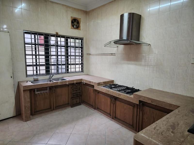 Bungalow House for Sale in Bukit Rahman Putra (Sungai Buloh) - Melinda Goh - Kitchen - PropertyGuru.com.my