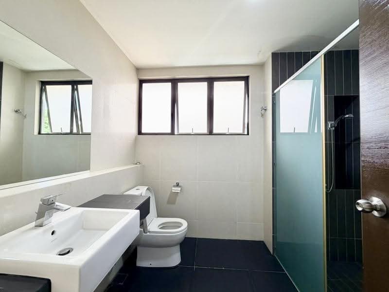 Rumah Kluster untuk Dijual di Horizon Hills (Iskandar Puteri (Nusajaya)) - Yik Tat - Bathroom - PropertyGuru.com.my