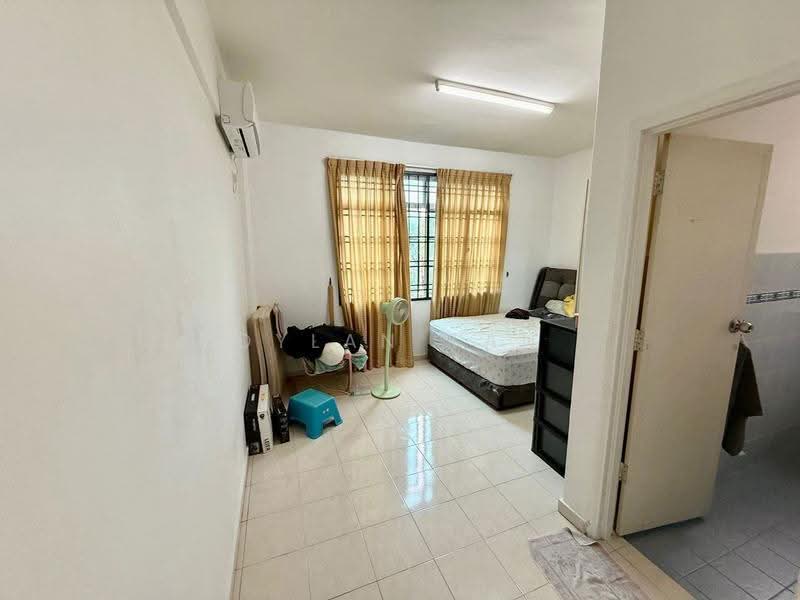 Apartment for Sale at Villa Bestari Apartment - Dylan Tan - Bedroom - PropertyGuru.com.my