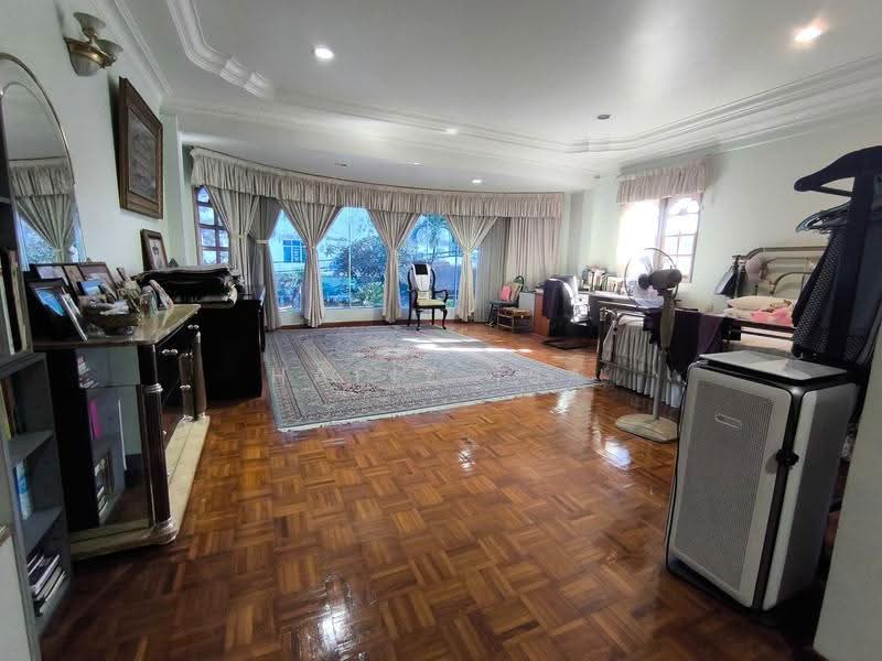 Bungalow House untuk Dijual di SS 3, Taman Universiti (Petaling Jaya) - Hafiz Isa - Living Room - PropertyGuru.com.my