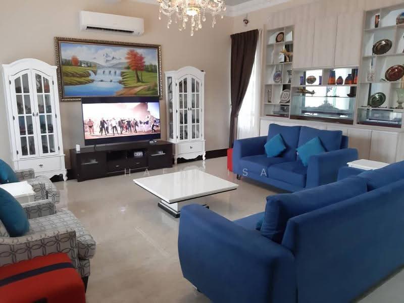Bungalow House for Sale in Kajang (Selangor) - Hafiz Isa - Living Room - PropertyGuru.com.my