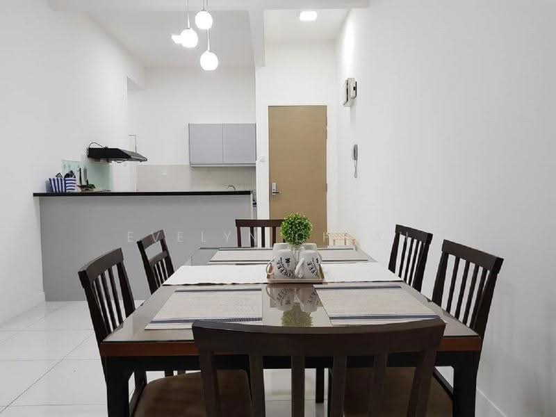 Service Residence for Sale at Skypod Residence - Evelyn Cheah - Dining Room - PropertyGuru.com.my