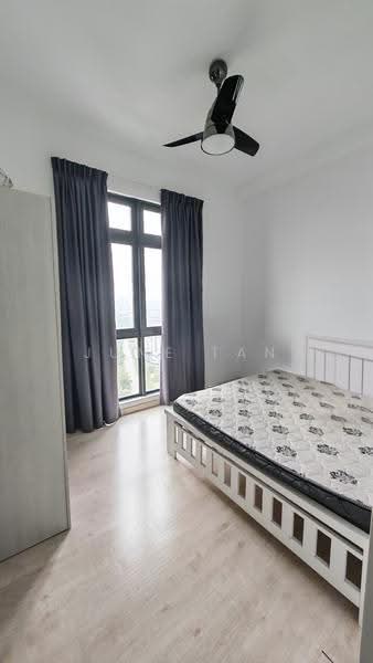 Condominium for Rent at Parkhill Residence - June Tan - Bedroom - PropertyGuru.com.my