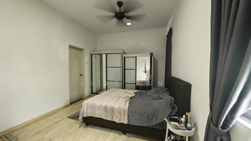 Condominium for Rent at Parkhill Residence - June Tan - Bedroom - PropertyGuru.com.my