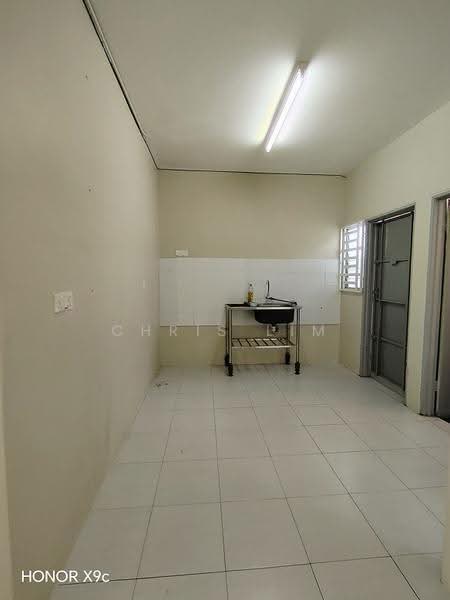 1-storey Terraced House for Sale in Simpang Ampat (Penang) - Chris Lim - Kitchen - PropertyGuru.com.my