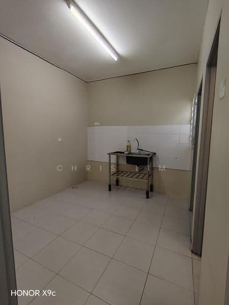 1-storey Terraced House for Sale in Simpang Ampat (Penang) - Chris Lim - Kitchen - PropertyGuru.com.my