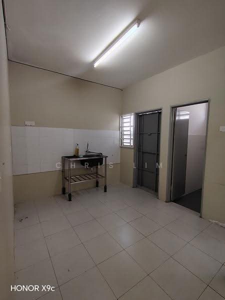 1-storey Terraced House for Sale in Simpang Ampat (Penang) - Chris Lim - Kitchen - PropertyGuru.com.my