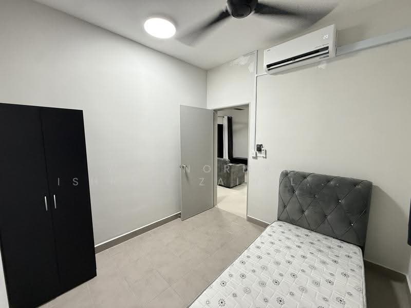 Kondominium untuk Disewa di Residensi Alamanda - Wan Norman Ishraff Zainal Abidin - Bedroom - PropertyGuru.com.my