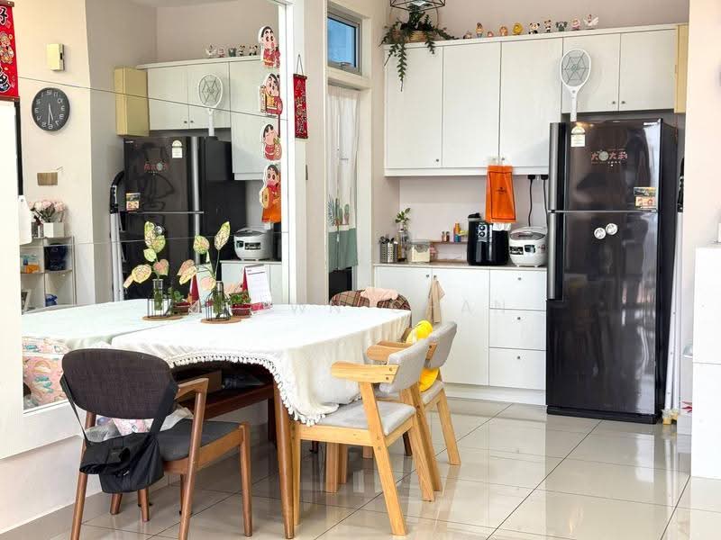 Kondominium untuk Dijual di D'Rich Executive Suites - Shawn Chan - Kitchen - PropertyGuru.com.my
