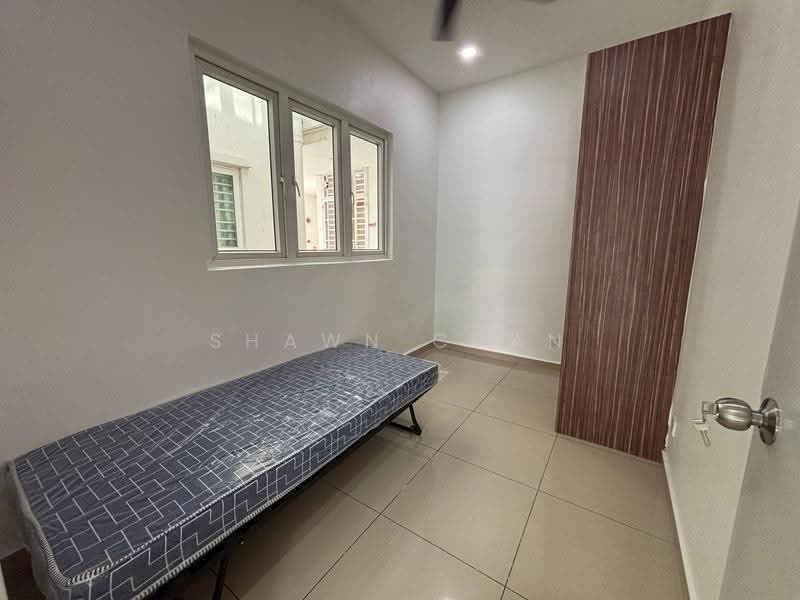 Kondominium untuk Disewa di Royal Strand @ Country Garden Danga Bay - Shawn Chan - Bedroom - PropertyGuru.com.my