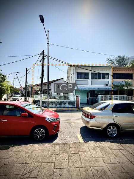 Rumah Teres 2-Tingkat untuk Dijual di Gurney Drive (Penang) - Cheryl Chng - Exterior - PropertyGuru.com.my