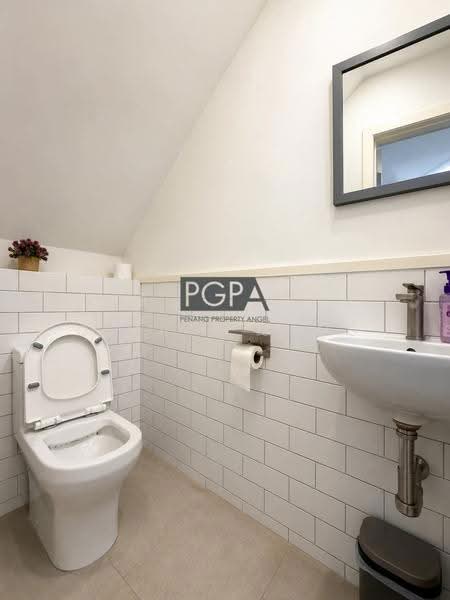 Rumah Teres 2-Tingkat untuk Dijual di George Town (Penang) - Cheryl Chng - Bathroom - PropertyGuru.com.my