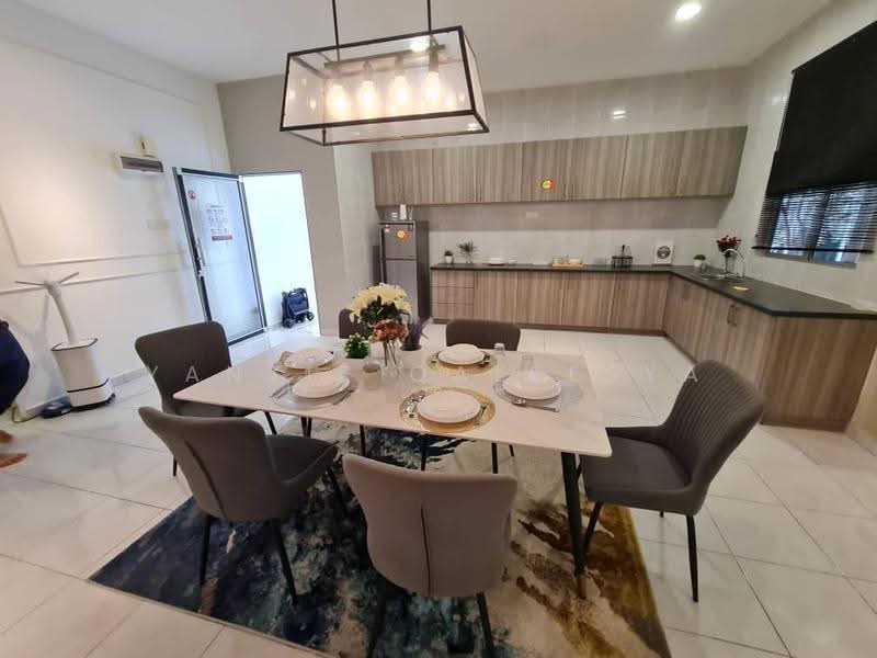 Condominium for Sale at Residensi Adelia 4 - Yantie Qaleesya - Kitchen - PropertyGuru.com.my