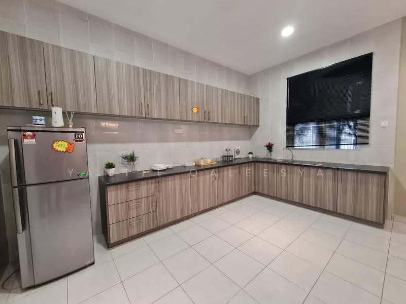 Condominium for Sale at Residensi Adelia 4 - Yantie Qaleesya - Kitchen - PropertyGuru.com.my