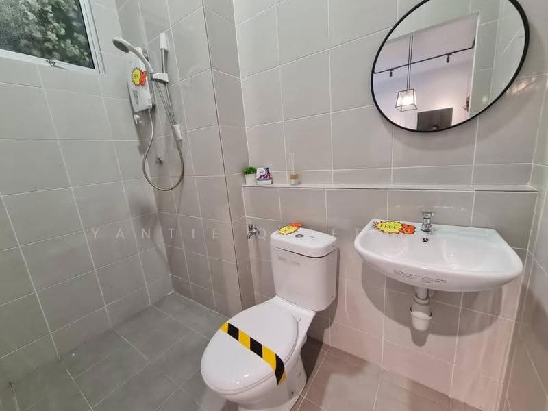 Condominium for Sale at Residensi Adelia 4 - Yantie Qaleesya - Bathroom - PropertyGuru.com.my