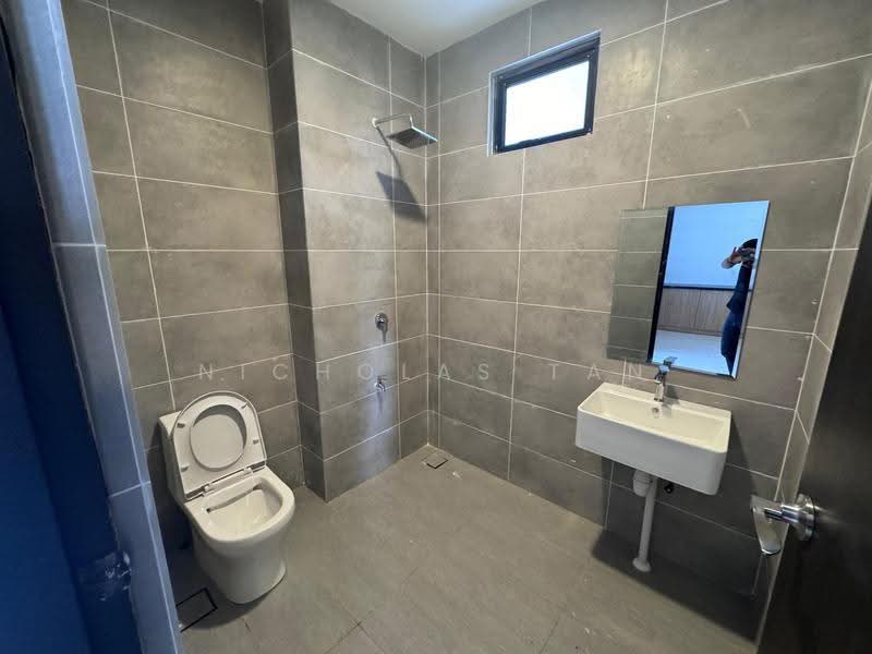 Rumah Berkembar untuk Dijual di Stapok (Kuching) - Nicholas Tan - PropertyGuru.com.my
