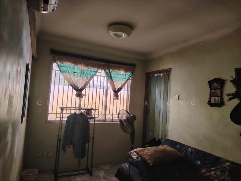 Apartment for Sale at Pangsaria Apartment - Chinddeey Khong - Living Room - PropertyGuru.com.my