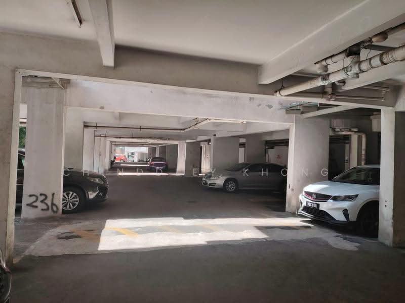 Apartment for Sale at Pangsaria Apartment - Chinddeey Khong - Car Park - PropertyGuru.com.my