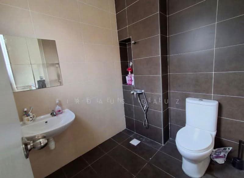 Rumah Berkembar untuk Dijual di Taman Kluang Indah (Kluang) - Firdaus Dauz - PropertyGuru.com.my