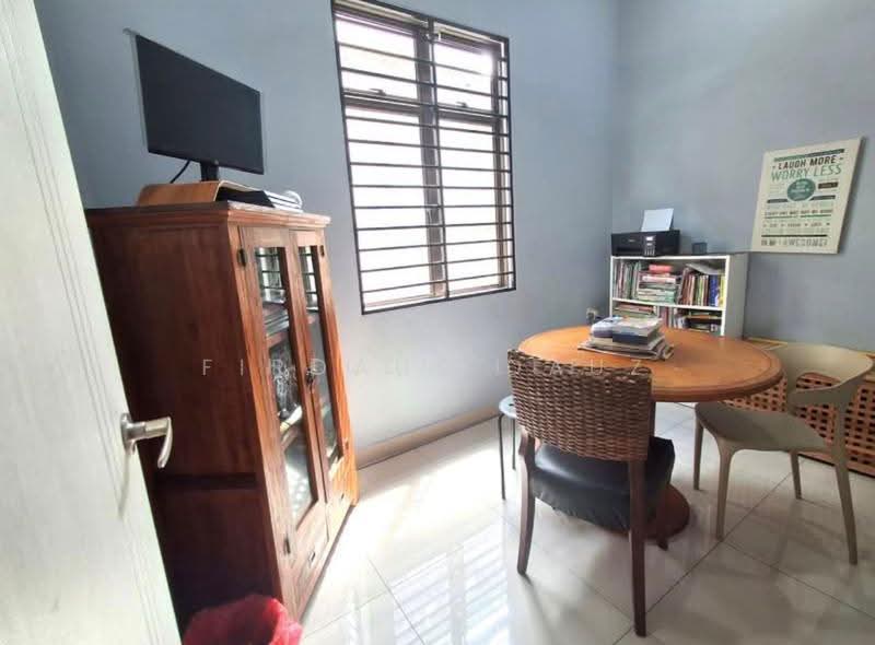 Rumah Berkembar untuk Dijual di Taman Kluang Indah (Kluang) - Firdaus Dauz - PropertyGuru.com.my