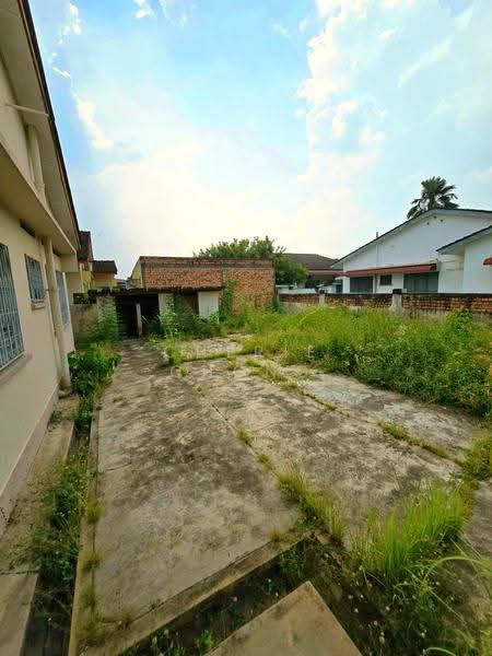 Bungalow House for Sale in Taman Yik Sang (Ipoh) - Cherie Chong - PropertyGuru.com.my
