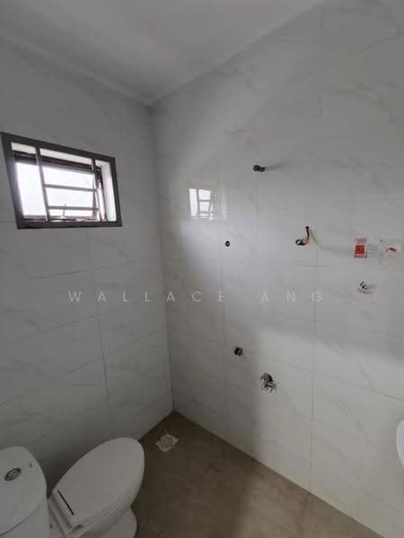 Rumah Teres 1-Tingkat untuk Dijual di Taman Ungku Tun Aminah (Skudai) - Wallace Ang - Bathroom - PropertyGuru.com.my