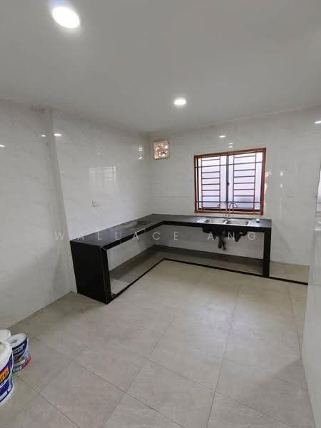Rumah Teres 1-Tingkat untuk Dijual di Taman Ungku Tun Aminah (Skudai) - Wallace Ang - Kitchen - PropertyGuru.com.my