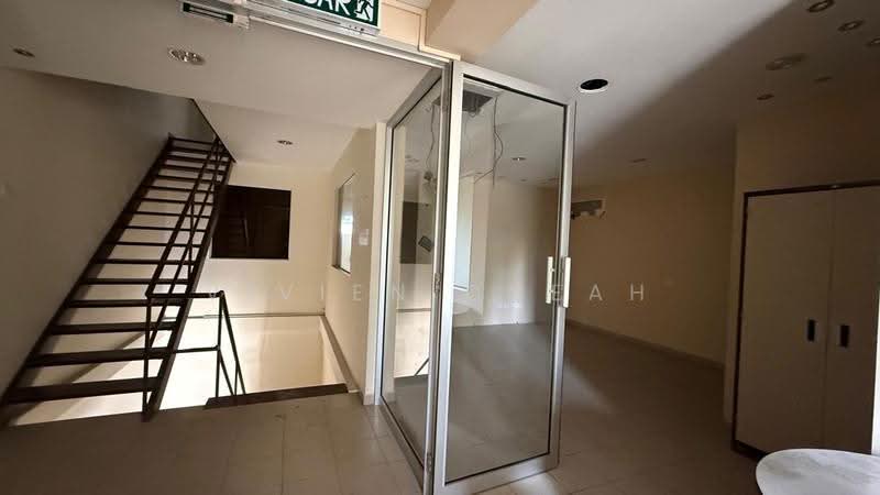 Shop / Office untuk Disewa di George Town (Penang) - Vivien Cheah - Entrance - PropertyGuru.com.my
