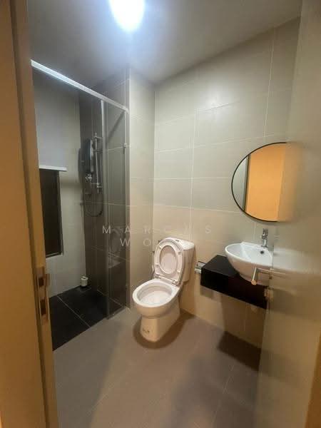 Kediaman Servis untuk Dijual di LakePark Residence @ KL North - Marcus Wong - Bathroom - PropertyGuru.com.my