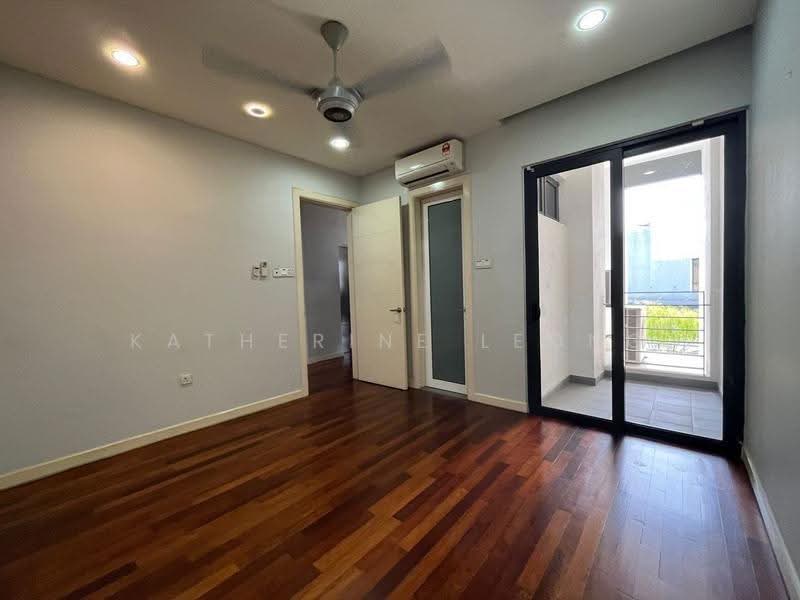 3.5-storey Terraced House for Rent in Rawang (Selangor) - Katherine Leong - Balcony - PropertyGuru.com.my