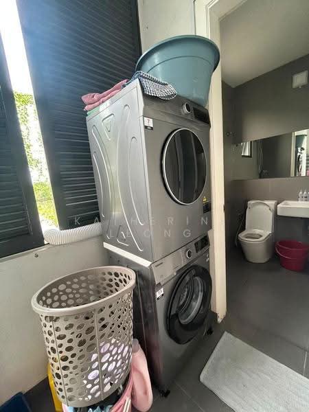 3.5-storey Terraced House for Rent in Rawang (Selangor) - Katherine Leong - Bathroom - PropertyGuru.com.my