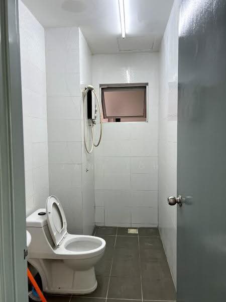 Condominium for Rent at Mahkota Garden - Jane Loh - Bathroom - PropertyGuru.com.my