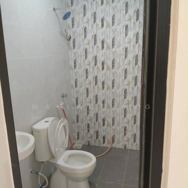 1-storey Terraced House for Sale in Tampoi (Johor Bahru) - Wallace Ang - Bathroom - PropertyGuru.com.my