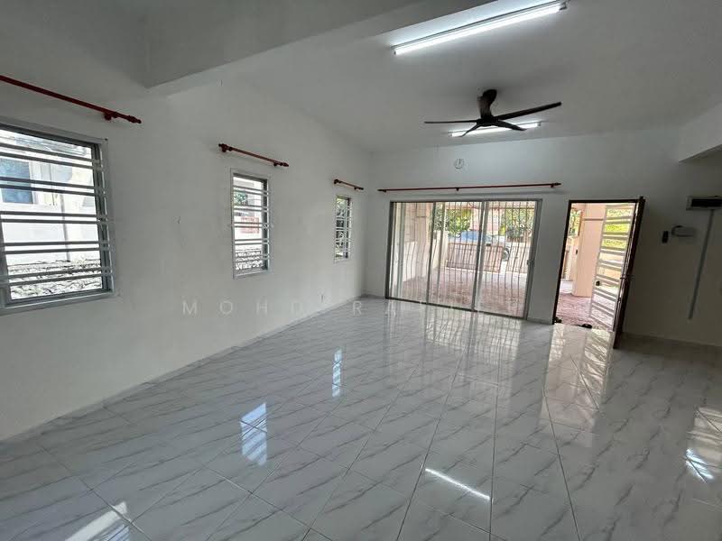 Terraced House for Sale in Seremban (Negeri Sembilan) - Mohd Rafiee - Living Room - PropertyGuru.com.my