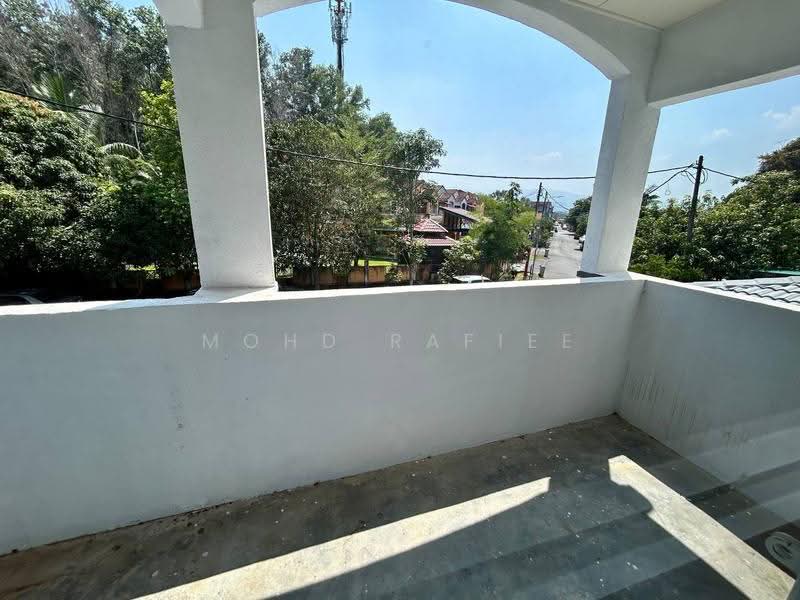 Terraced House for Sale in Seremban (Negeri Sembilan) - Mohd Rafiee - Balcony - PropertyGuru.com.my