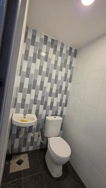 2-storey Terraced House for Sale in Taman Menara Maju (Klang) - Zawana BT Zaidi Ana - Bathroom - PropertyGuru.com.my